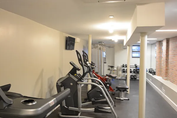 Rented by Yaffa Realty LLC | media 26