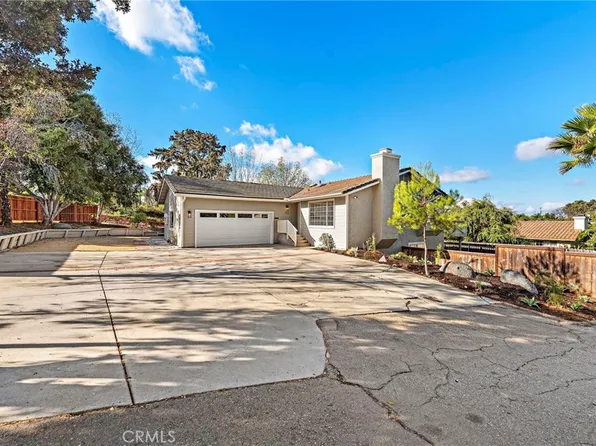 713 Sunset Dr, Vista, CA 92081