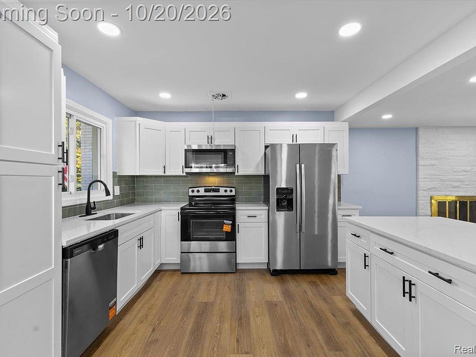16939 Merriman Rd, photo 14