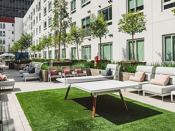 Outdoor courtyard and lounge