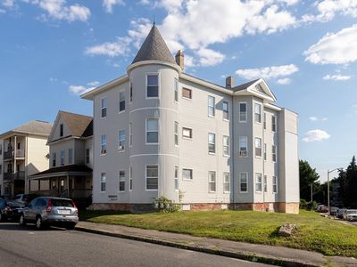 41 King St, Worcester, MA, 01610