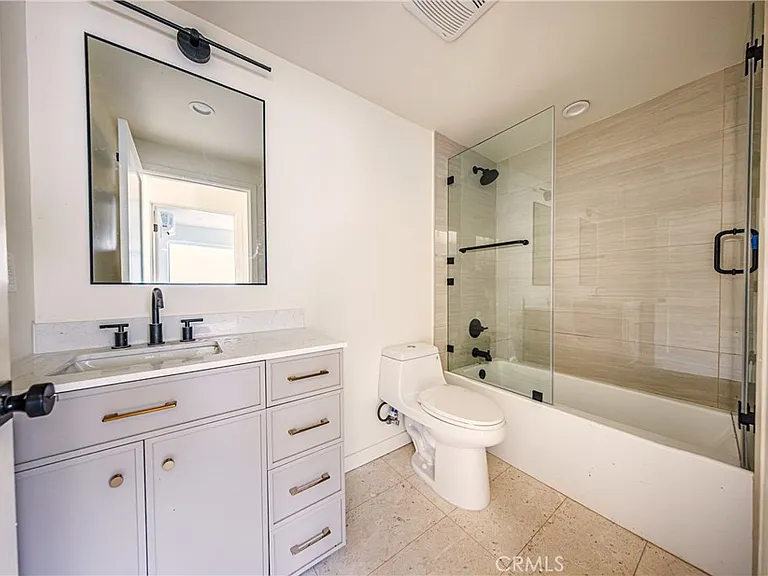 5933 Comey Ave #2 — Photo 16