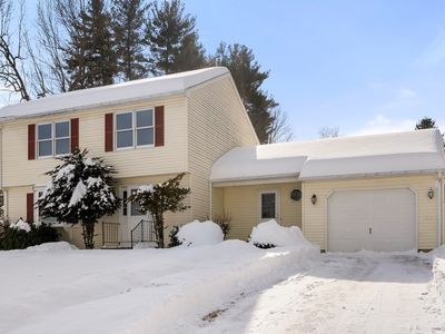25 Laurelwood Ln, Springfield, MA, 01118