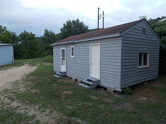 14x26 cabin front