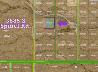 3885 S Spinel Road, Golden Valley, AZ 86413