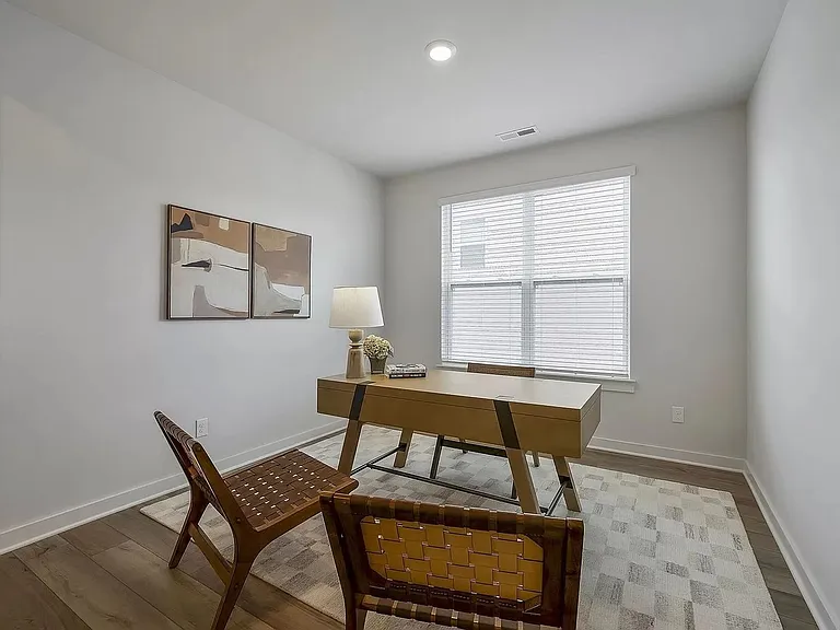 1030 Ewell Farm Cir — Photo 15