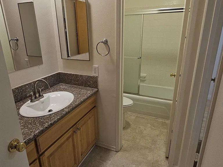 1817 Federal Ave #3 — Photo 6