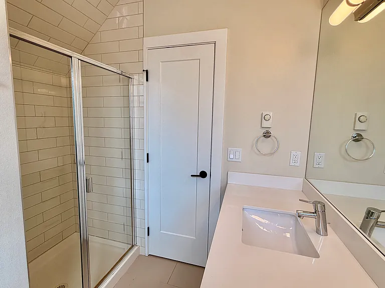 1609 E Columbia St #4 — Photo 10