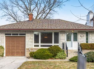 46 Cardigan Rd, Toronto, ON M8Z 2W2