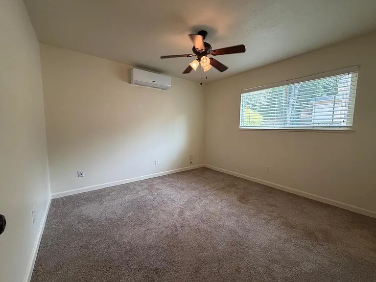 315 Chamberlain Ave — Photo 13