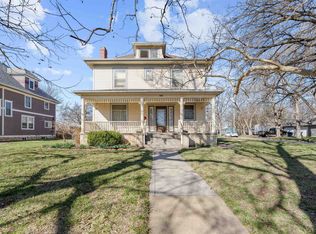 429 N 3rd St, Lindsborg, KS 67456