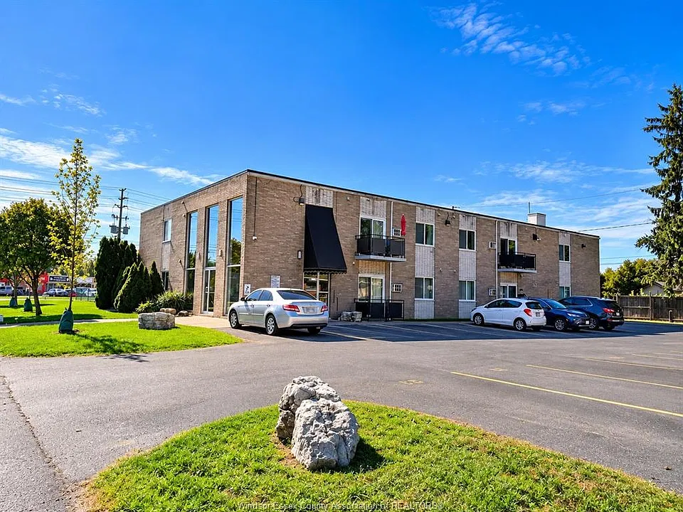 2985 McKay Ave #207