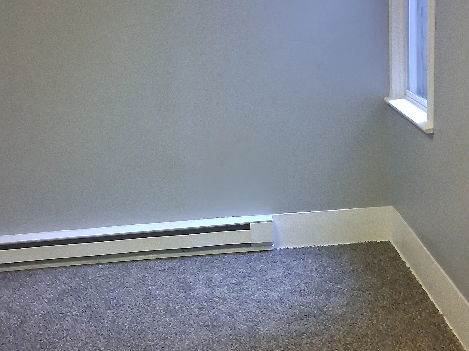 3 bed, $1,300 — Photo 3