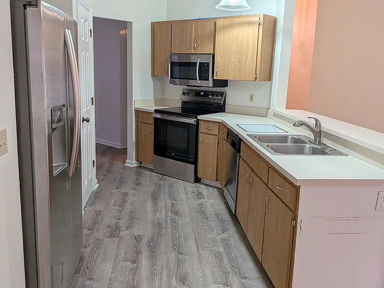1613 Loghill Pl — Photo 8