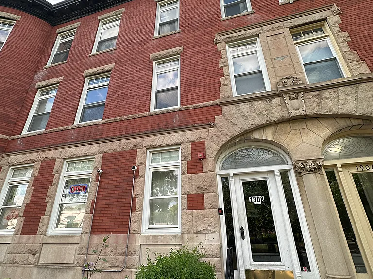 1908 Beacon St #3 — Photo 20