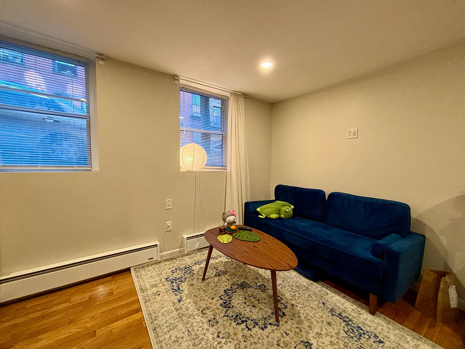 2 bed, 1.0 bath, $3,000 — Photo 3