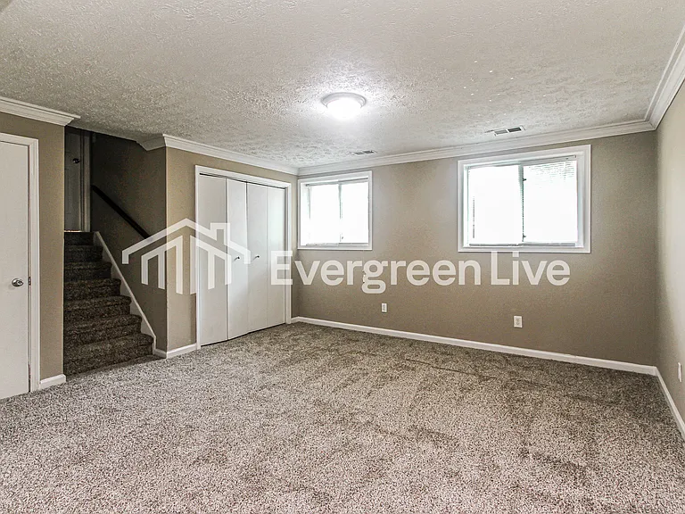 5520 Lunsford Dr — Photo 12