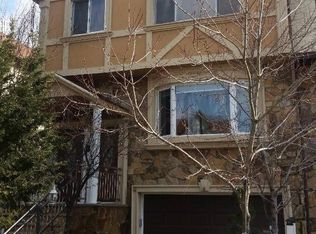23 Leona St, Staten Island, NY 10314