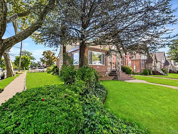 3rd image of 157 Oceanview Road