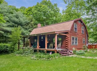 88 Daleville School Rd, Willington, CT 06279