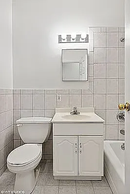 546 Henry St #4B — Photo 6