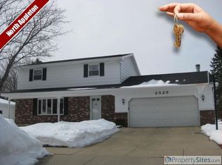 2525 N Alexander St, Appleton, WI 54911