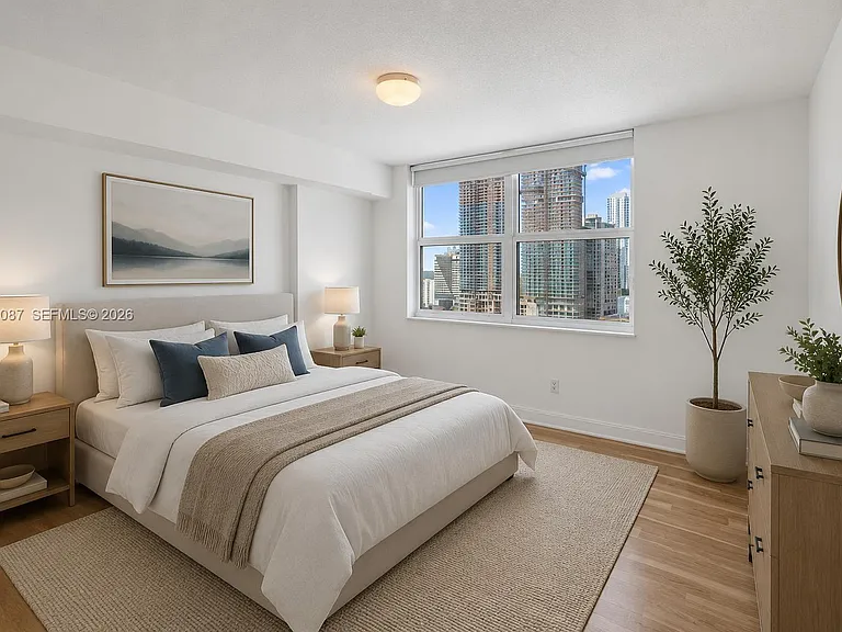 31 SE 5th St #2305 — Photo 17