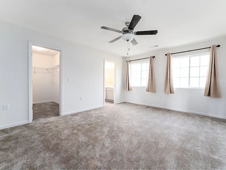 3662 Foxton Dr — Photo 23