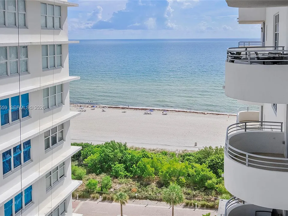 5555 Collins Ave #14B