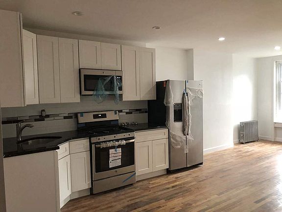 2nd image of 1263 Herkimer St APT 3