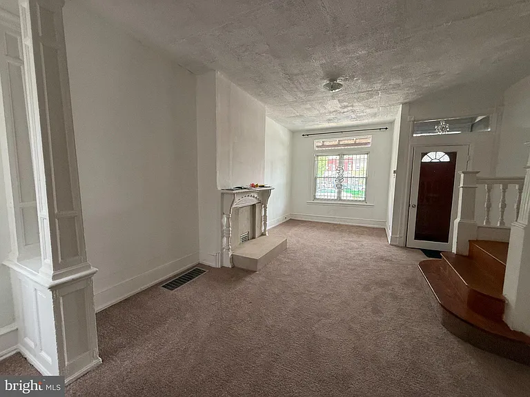 4216 Wyalusing Ave — Photo 10