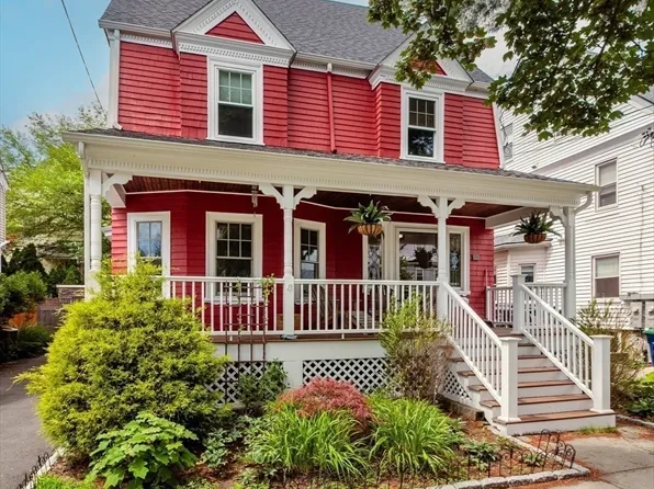 36 Highland Rd, Somerville, MA 02144