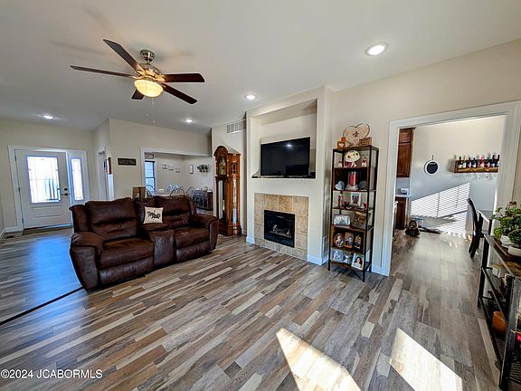4th image of 5513 Kenview Dr