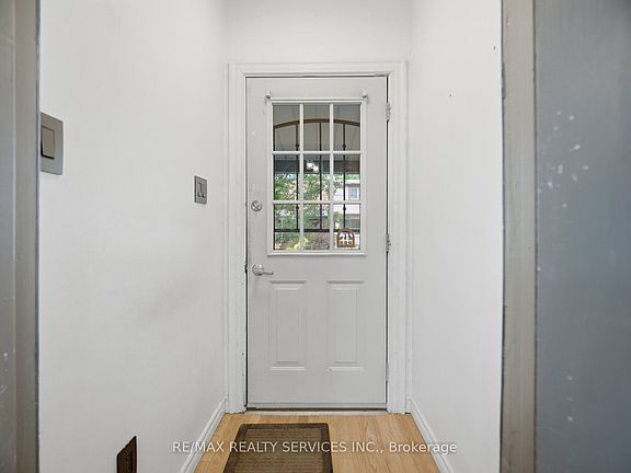 5th image of 55 Morse St