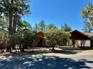 24841 Marion Ridge Dr, Idyllwild, CA 92549