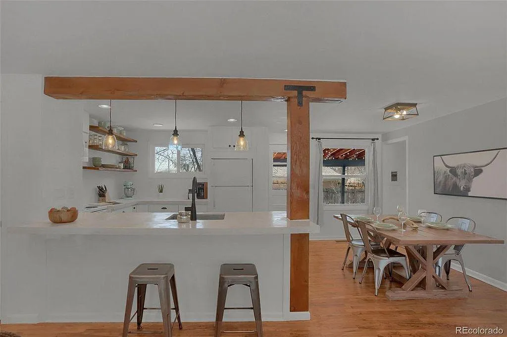 4 bed, 1352 sqft, $850 — Photo 3
