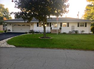 2710 Everette Rd, Ottawa, IL 61350