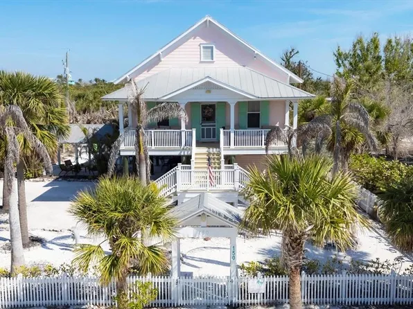 14 Palm Dr, Cape Haze, FL 33946