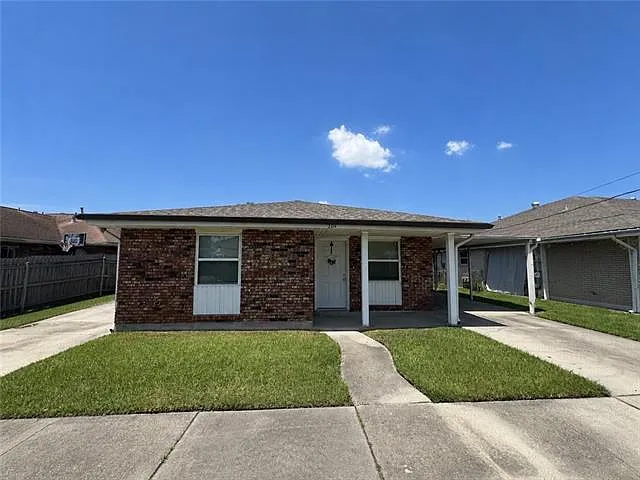 2312 Stander Pl