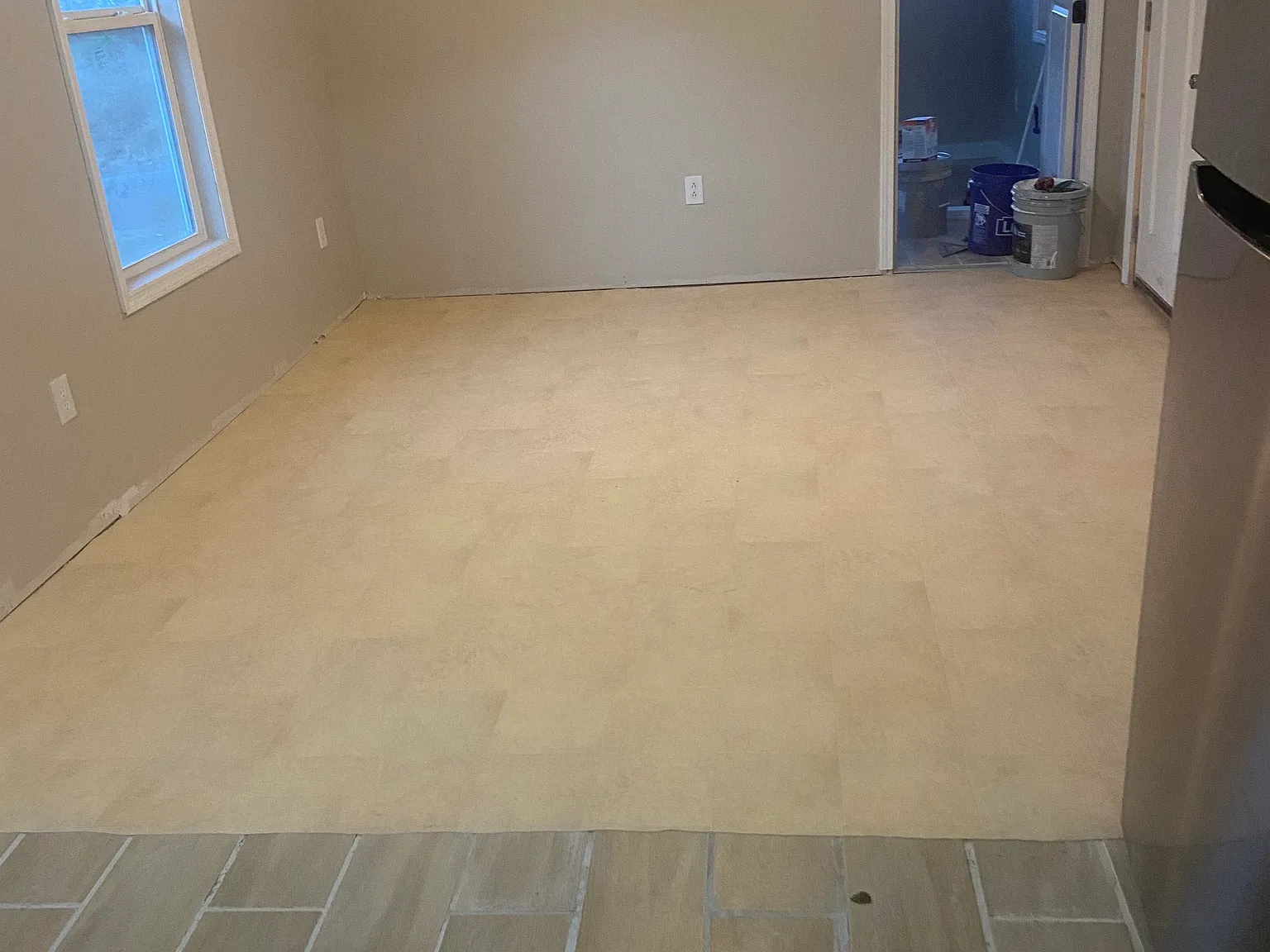 2 bed, 800 sqft, $800 — Photo 3