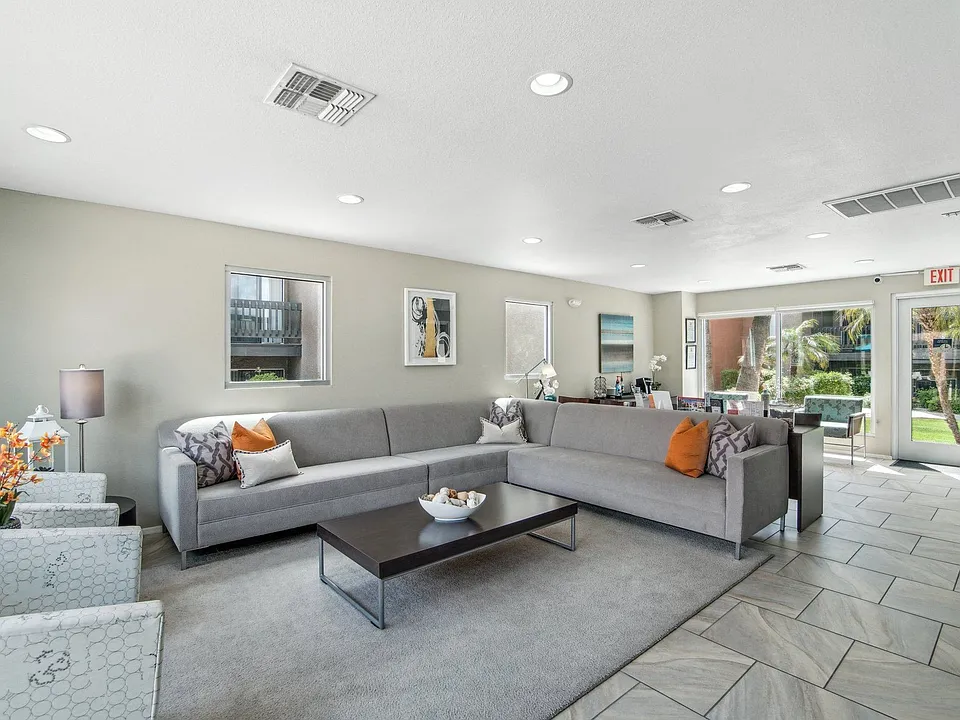Leasing Office Lounge