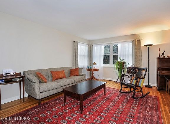 2nd image of 1510 South Blvd