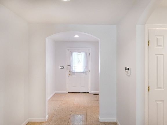 5th image of 34 Dunes Ln #B