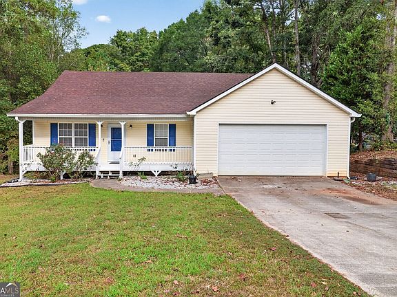 5th image of 930 Dogwood Trl
