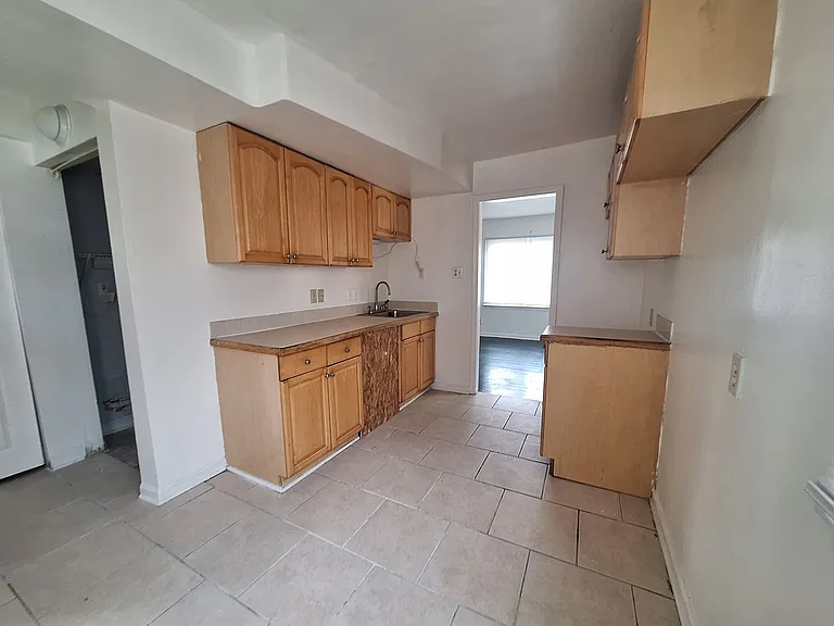 3890 Poplar Ave — Photo 4