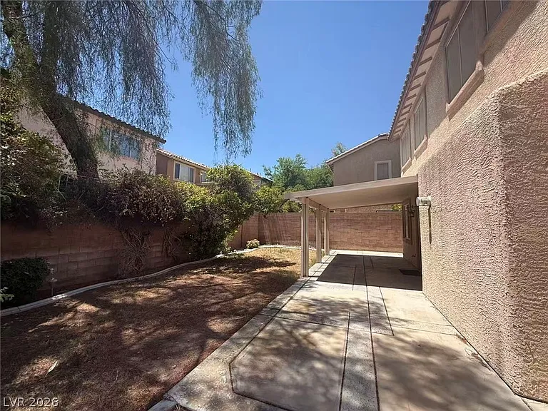 209 Depaul Ct — Photo 15