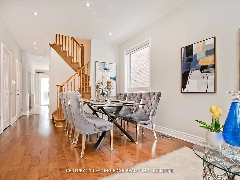 40 Kentley St — Photo 3
