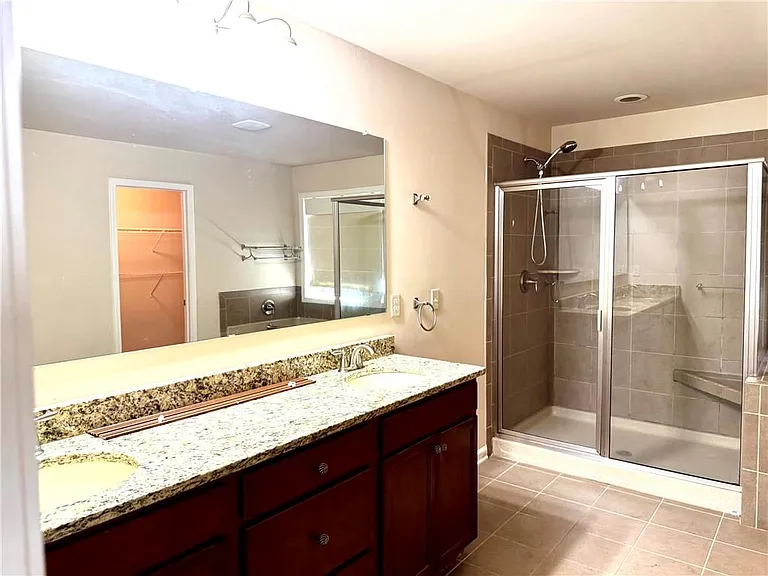 3415 Pointe Vecchio Cir E — Photo 15