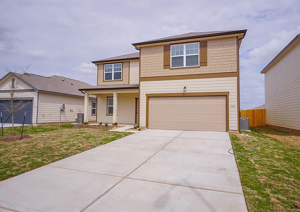 1st image of 1025 Lacebark Pine Ln