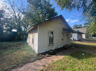 1603 Mansfield St #1605, Winfield, KS 67156